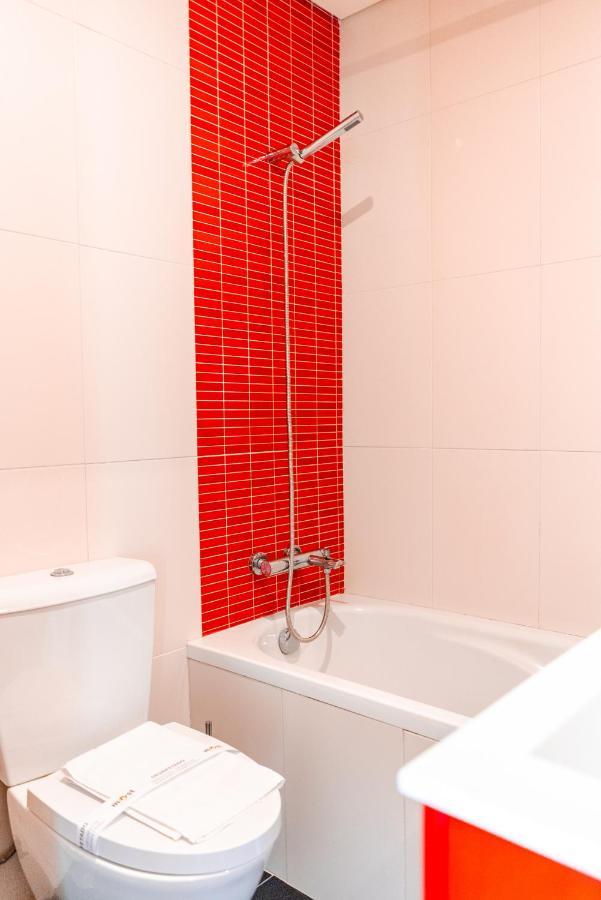 Sunny Studio In The Heart Of Lapa - 5Min Walk To Metro! Porto Eksteriør bilde
