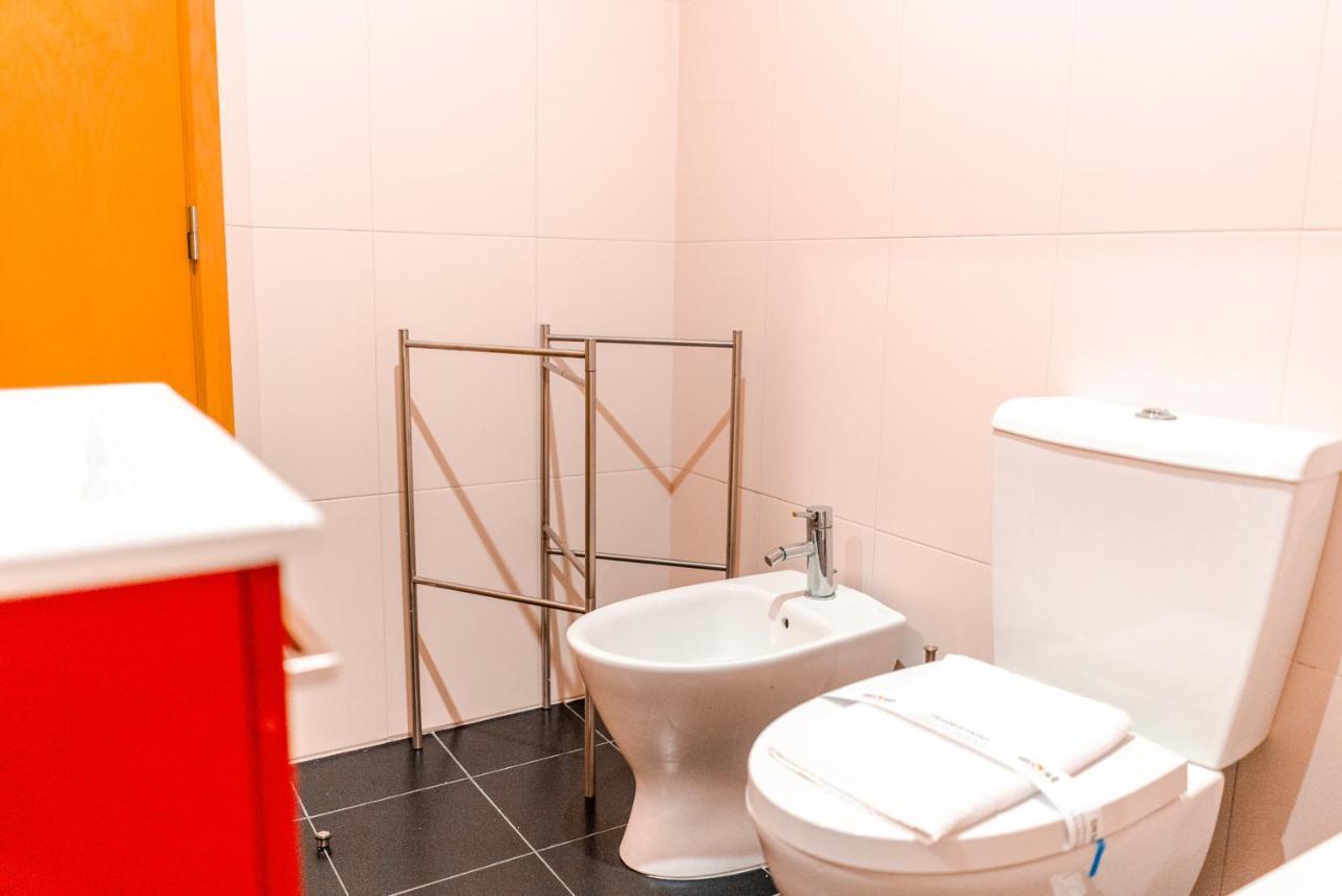 Sunny Studio In The Heart Of Lapa - 5Min Walk To Metro! Porto Eksteriør bilde
